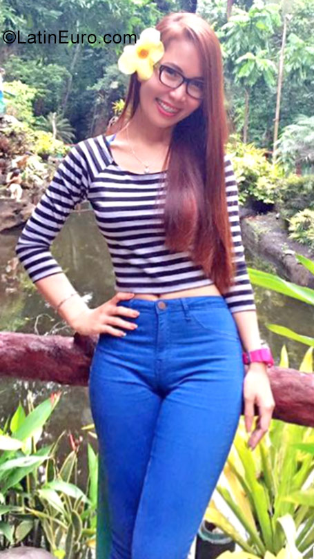 Date this voluptuous Philippines girl Lei from Manila/ Dhahran, Saudi Arabia PH953