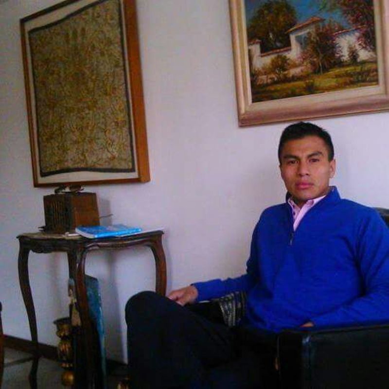 Date this athletic Colombia man JAVIER from Bogota CO20981