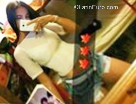 Date this athletic Colombia girl Ailyn from Barranquilla CO21175