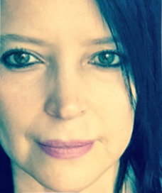 Date this cute United States girl Phendi from avon US18093