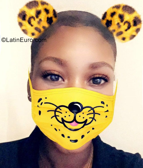 Date this exotic Jamaica girl JULIAJA from Jacksonville JM2450