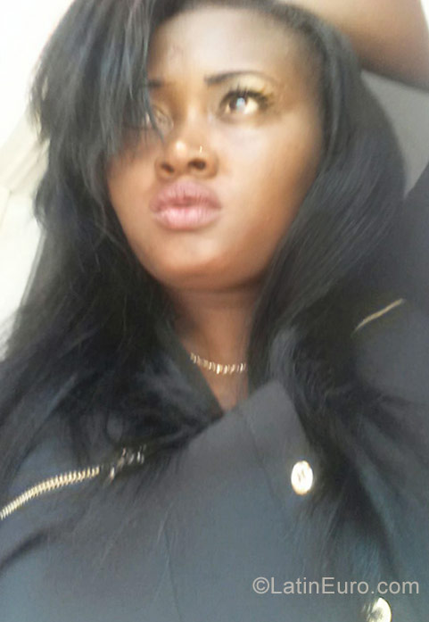 Date this hot Jamaica girl Caribbeandeligh from Montego Bay JM2459