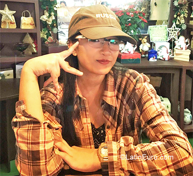 Date this sensual Philippines girl Jena from Baguio PH962