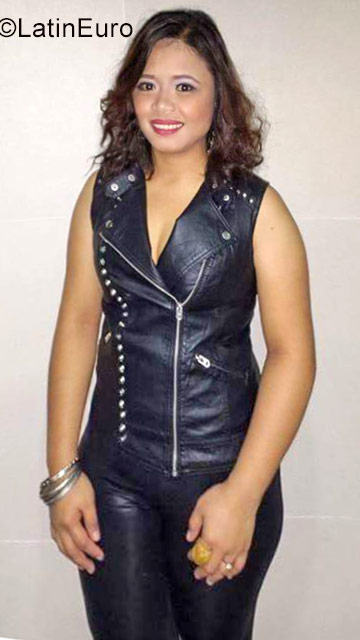 Date this attractive Philippines girl Donz from Pasay City PH963