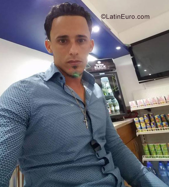 Date this funny Dominican Republic man Jesus from Moca DO29287
