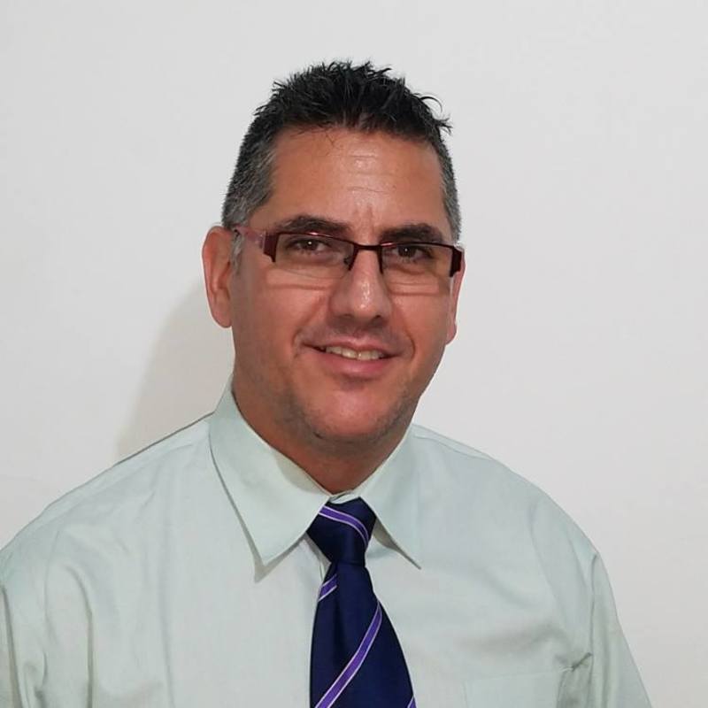 Date this funny United States man Vladimir from Cali US18300