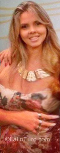 Date this passionate Brazil girl Daniela from Rio De Janeiro BR10122