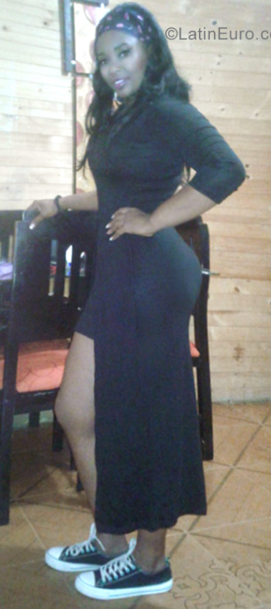 Date this georgeous Colombia girl Myriam from Tulua CO22012