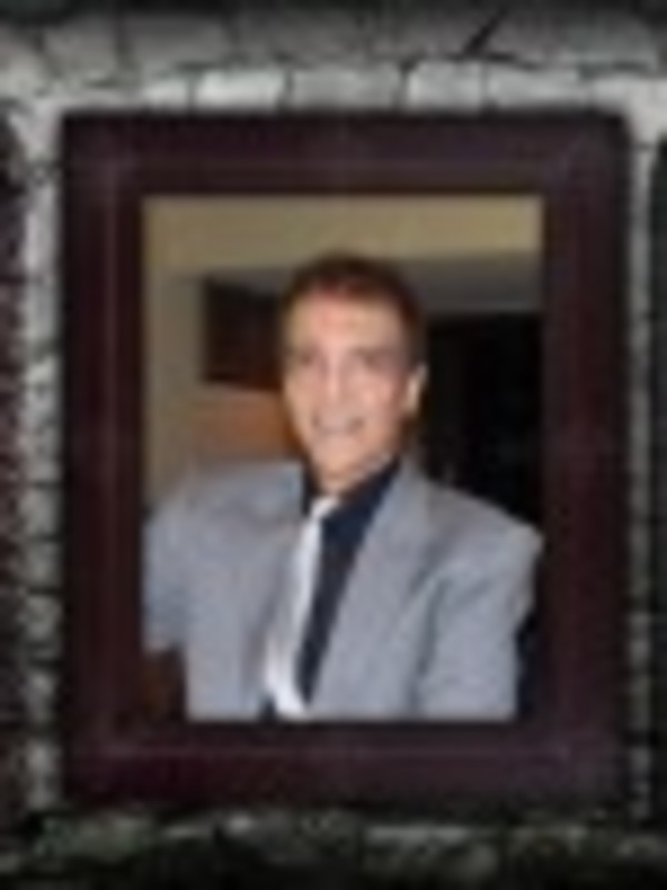 Date this happy United States man Marco10 from San Diego US18477