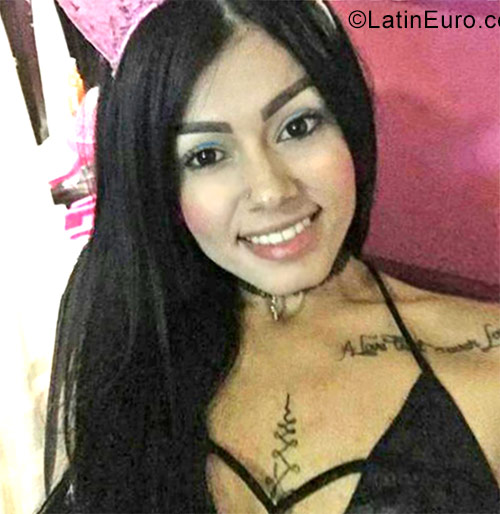 Date this voluptuous Colombia girl Paola from Medellin CO22080