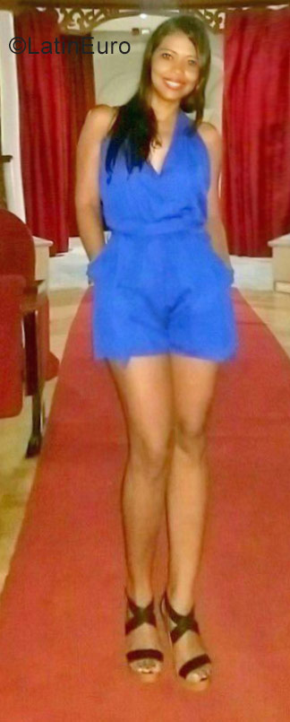 Date this athletic Colombia girl Milena from Cartagena CO22138