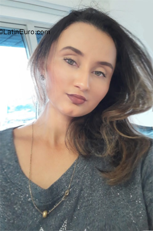 Date this funny Brazil girl Poliana souza from Manaus BR10232