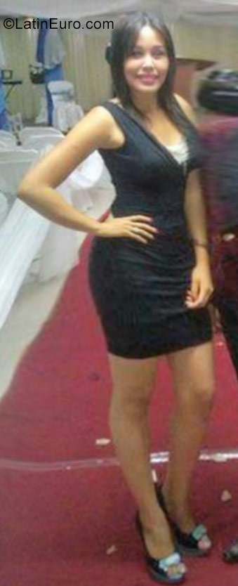 Date this delightful Venezuela girl Merivi from Caracas VE905