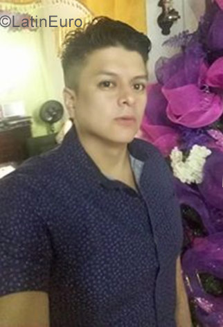 Date this sensual Colombia man Nelson from Medellin CO22476