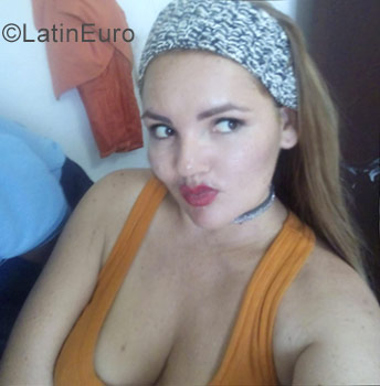 Date this exotic Venezuela girl Alexandra from Caracas VE1022