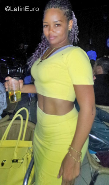 Date this funny Cuba girl Lisandra from Ciego De Avila CU136