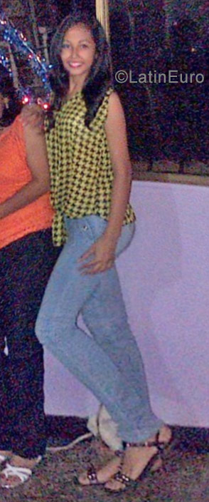 Date this funny Venezuela girl Marissa from Caracas VE1032