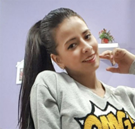 Date this attractive Colombia girl Laura from Medellin CO22734