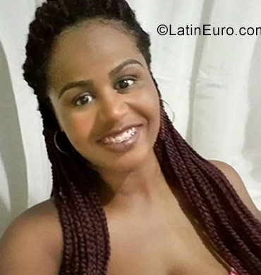 Date this fun Brazil girl Thamires from Rio de Janeiro BR10371