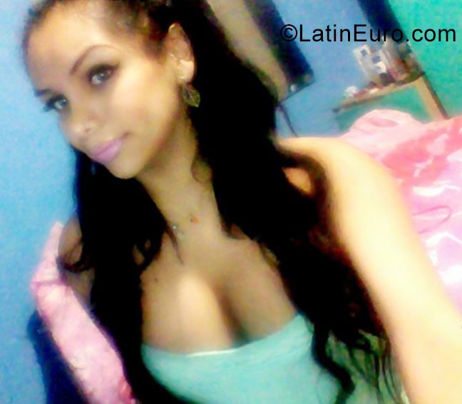 Date this tall Peru girl Camila from Lima PE1188