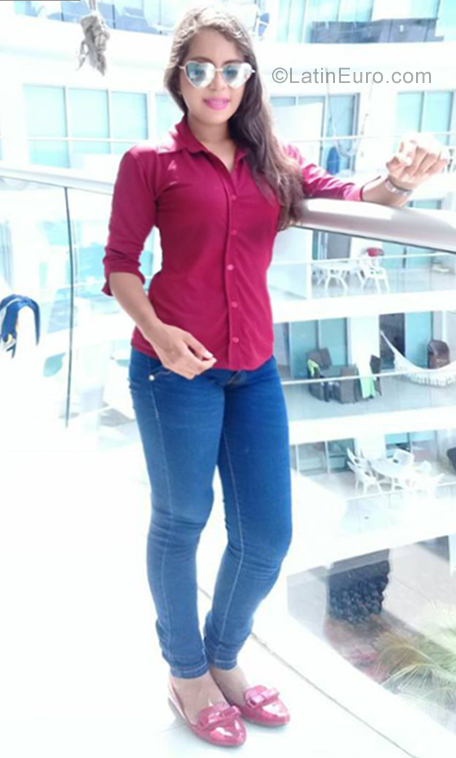 Date this beautiful Colombia girl Niko from Cartagena CO23012