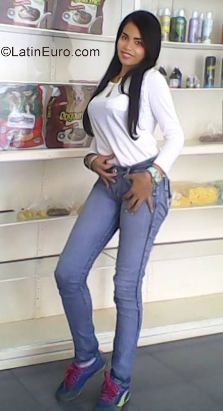 Date this young Venezuela girl Rody from Anaco VE1229