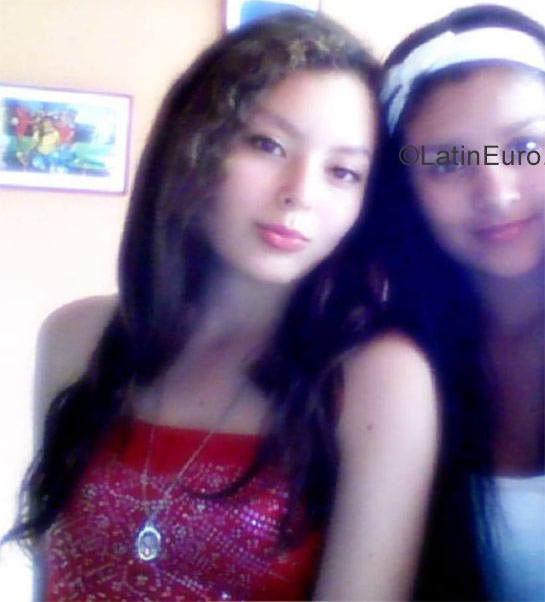 Date this beautiful Colombia girl Angie from Popayan CO23020