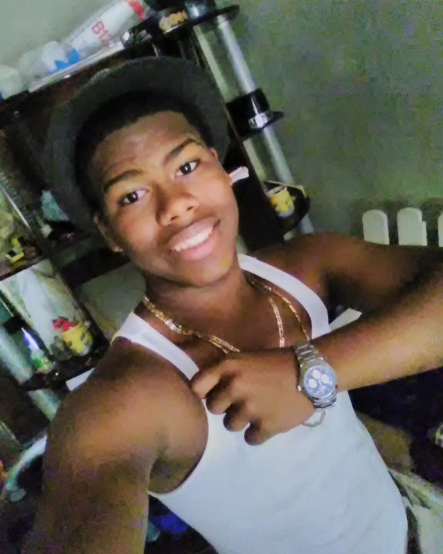 Date this voluptuous Dominican Republic man Victor Micke Ce from Rep&uacute;blica Dominicana DO31116