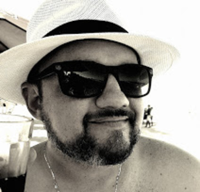 Date this athletic Brazil man Fernando from Brasilia BR10420
