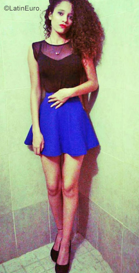 Date this sultry Venezuela girl Eliangalia from Barquisimeto VE1290