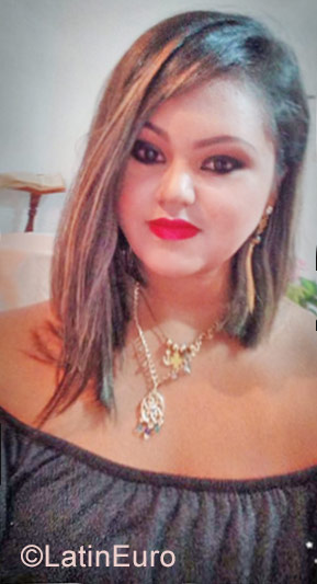 Date this athletic Colombia girl Ana from Santa Marta CO23255