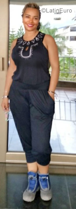 Date this fun Colombia girl Liliana from Bogota CO23288