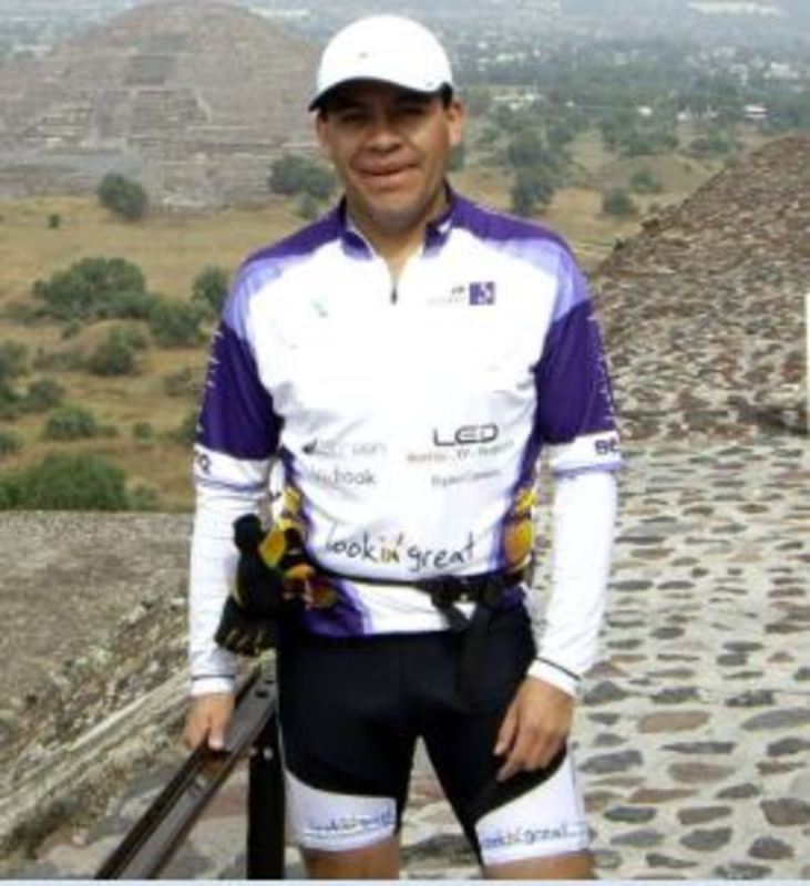 Date this charming Mexico man John from Mexico MX1556