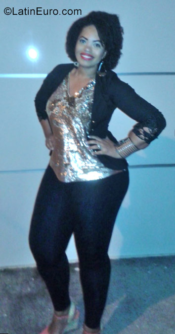 Date this attractive Brazil girl Maria dos Anjos from Vila Velha BR10452