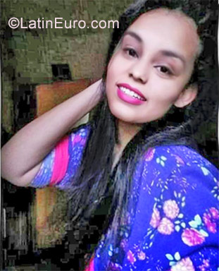 Date this fun Brazil girl Fogosinha from Belo Horizonte BR10499