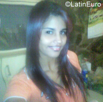 Date this beautiful Venezuela girl Juilliaan from Anzoategui VE1507