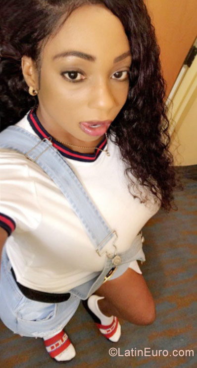 Date this passionate United States girl Tanisha from Atlanta US19212