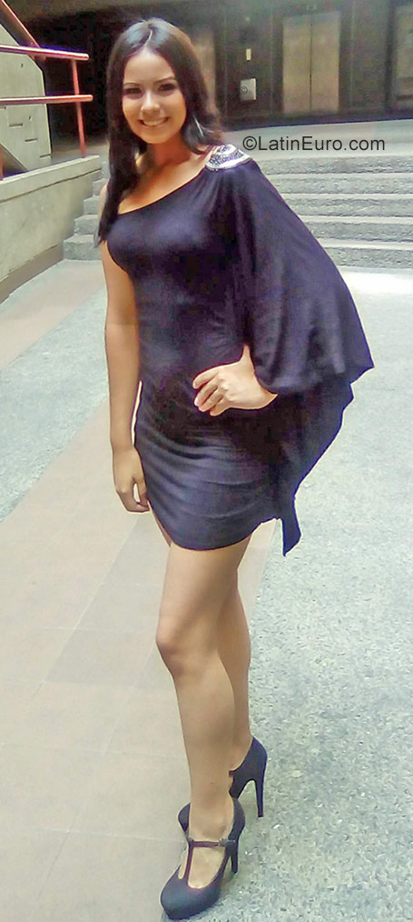 Date this exotic Venezuela girl Micaella from Caracas VE1553