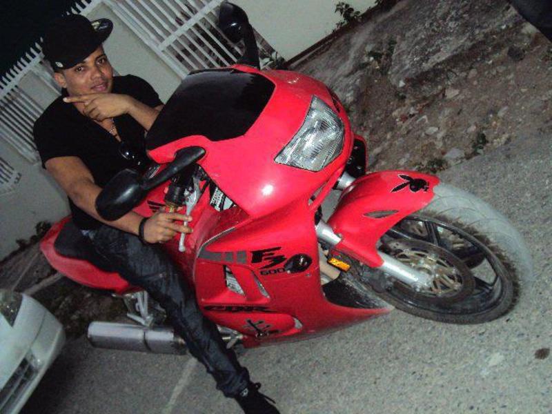 Date this lovely Dominican Republic man Moises from Santo Domingo DO32244