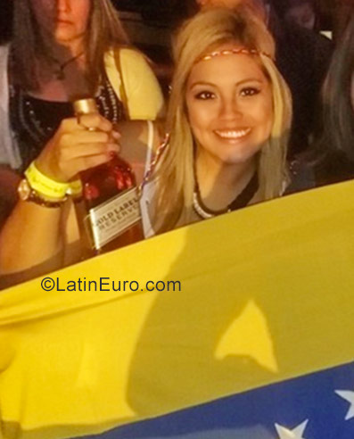 Date this passionate Peru girl Claudia from Lima PE1255