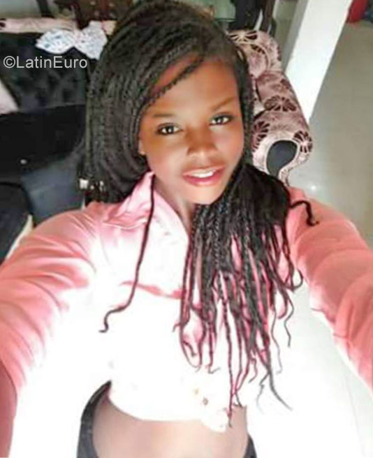 Date this delightful Colombia girl MARIANA from Medellin CO23809