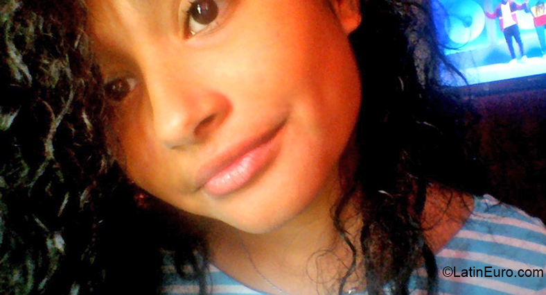 Date this pretty Costa Rica girl Janel from San Jose CR359