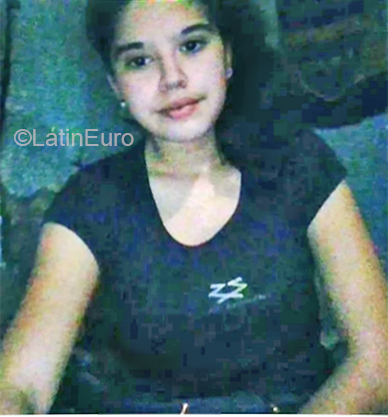 Date this gorgeous Argentina girl Ariana from Buenos Aires AR172