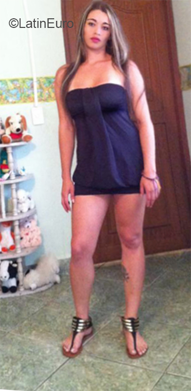 Date this good-looking Colombia girl Paula from Medellin CO23945