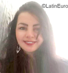 voluptuous Brazil girl Fernanda from Recife BR10572