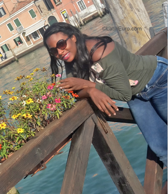 Date this sensual Colombia girl Kony from Bogota and San Andres CO24006