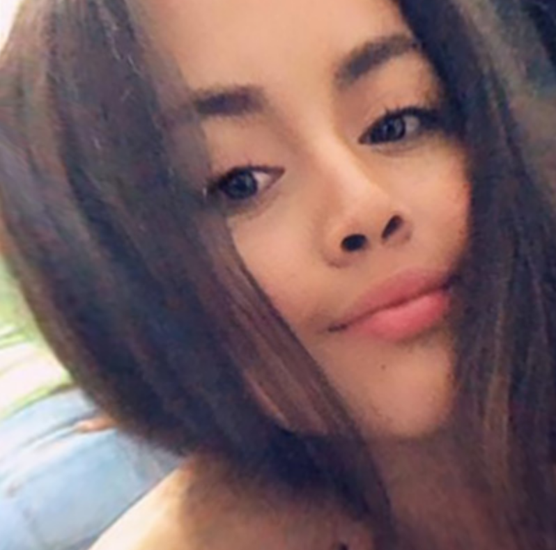 Date this sultry Colombia girl Natalia from Cali CO24025