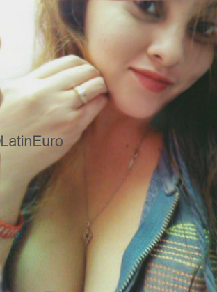 Date this sensual Peru girl Leslie from Trujillo PE1279