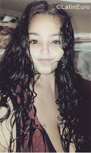 Date this passionate Venezuela girl Adriana from Catia La Mar VE1763