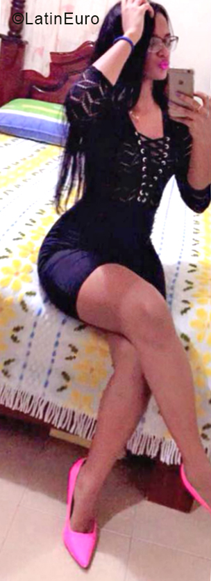 Date this happy Dominican Republic girl Yanibel from Puerto Plata DO40959